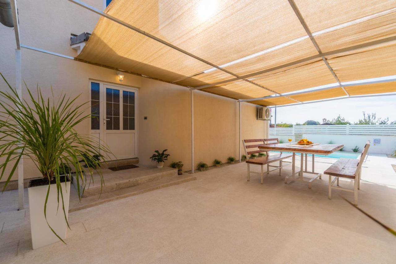 Villa Ostone 普拉 外观 照片
