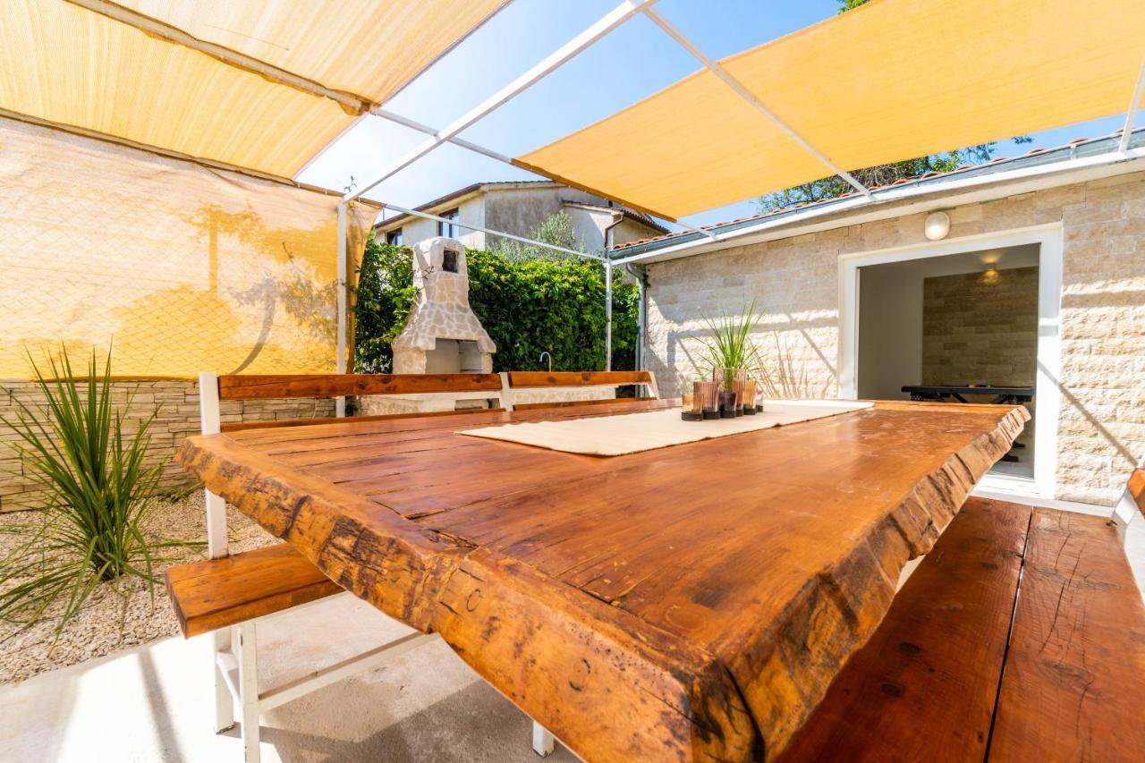 Villa Ostone 普拉 外观 照片