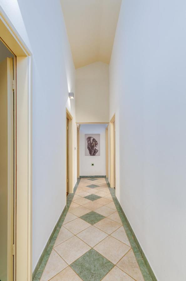 Villa Ostone 普拉 外观 照片